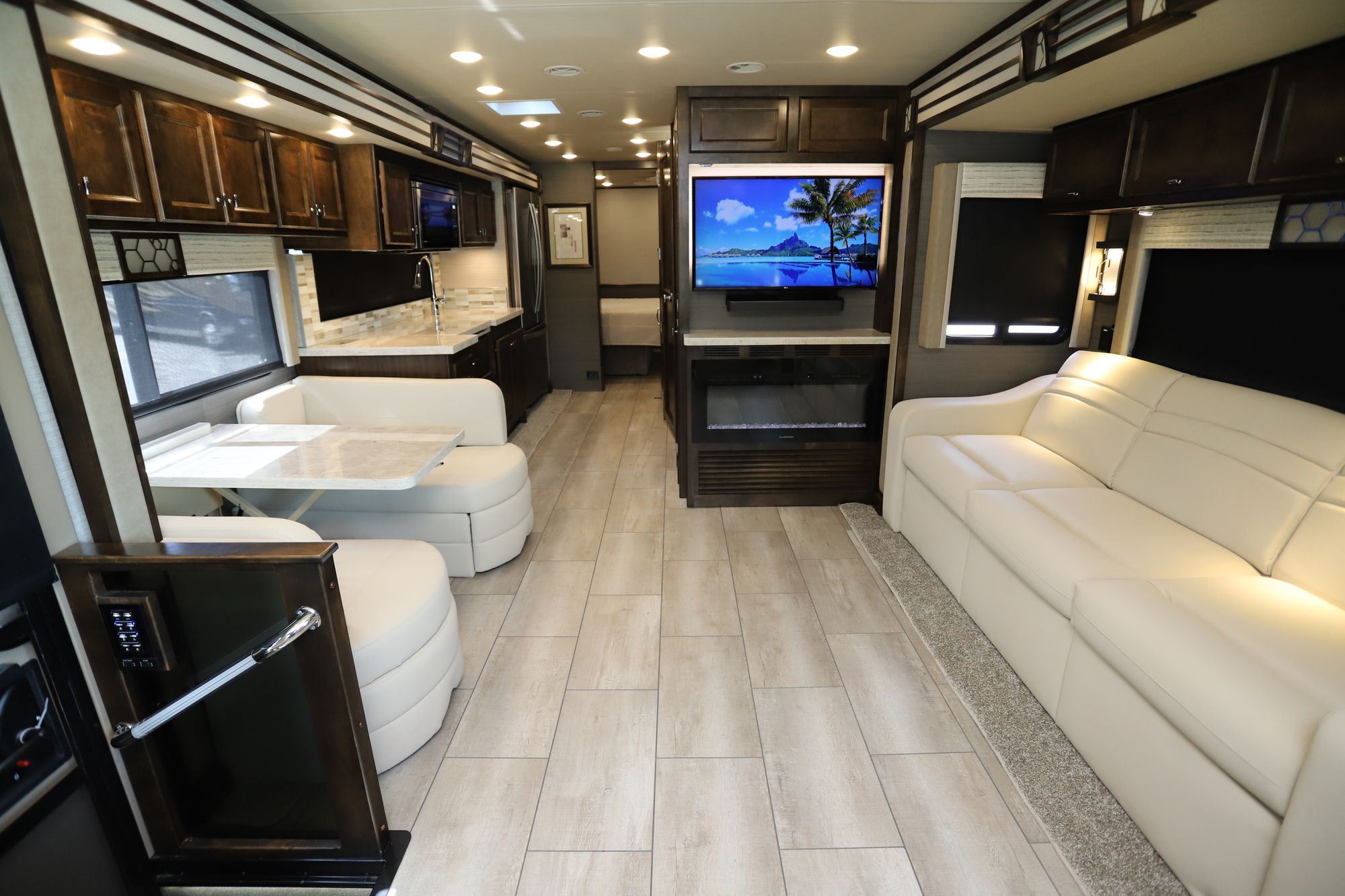 New 2021 Tiffin Motor Homes Allegro 34PA Class A  For Sale