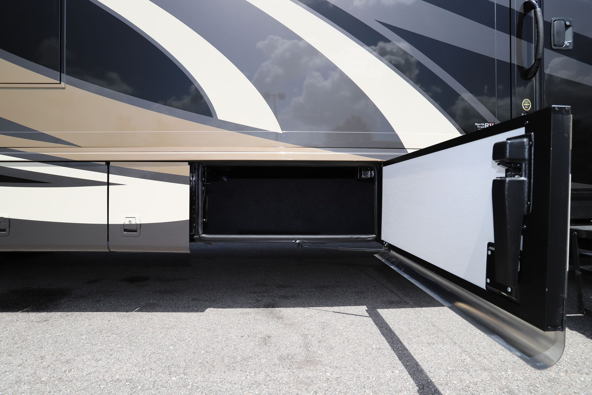 New 2021 Newmar Bay Star 3626 Class A  For Sale