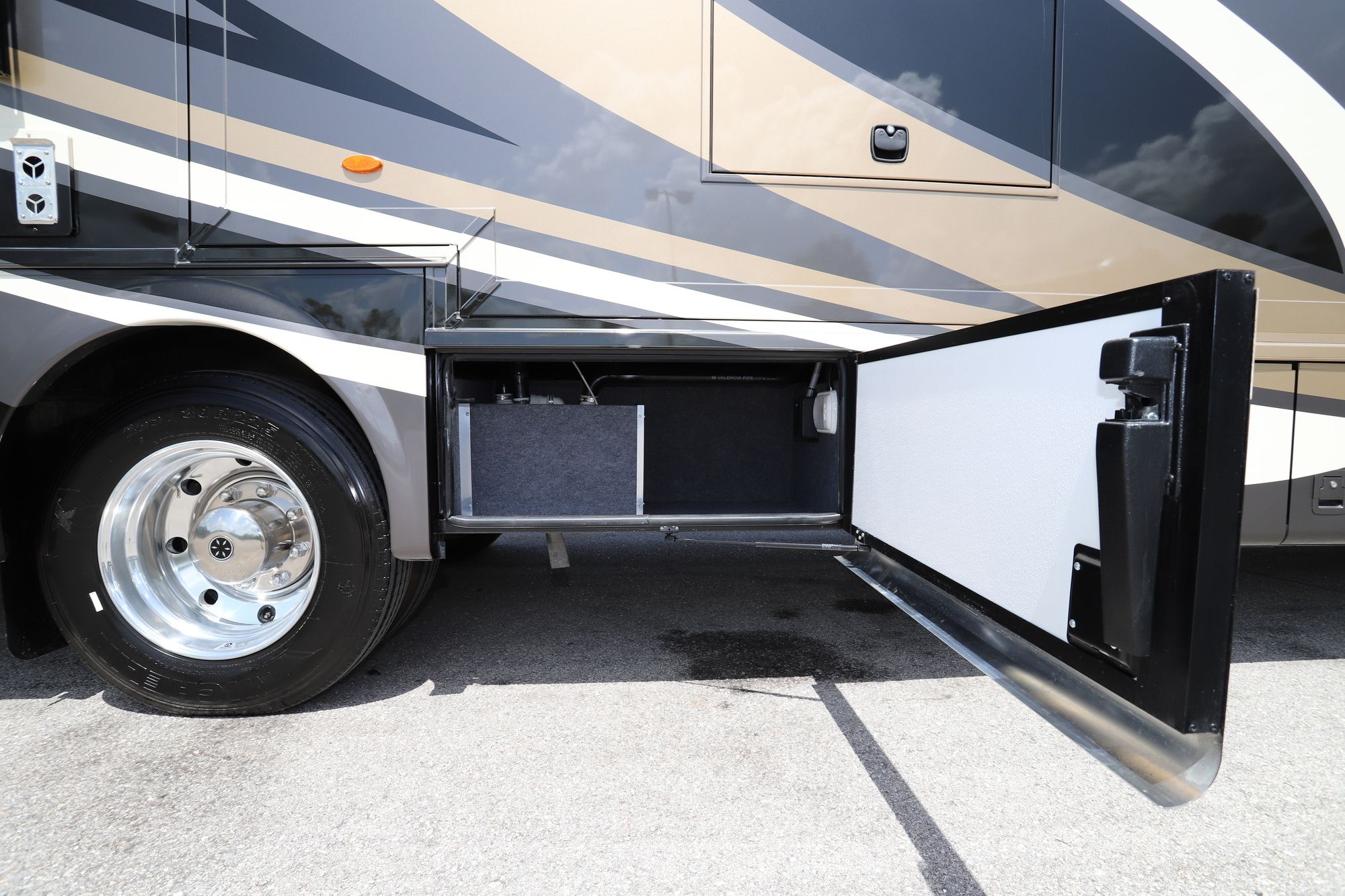 New 2021 Newmar Bay Star 3626 Class A  For Sale