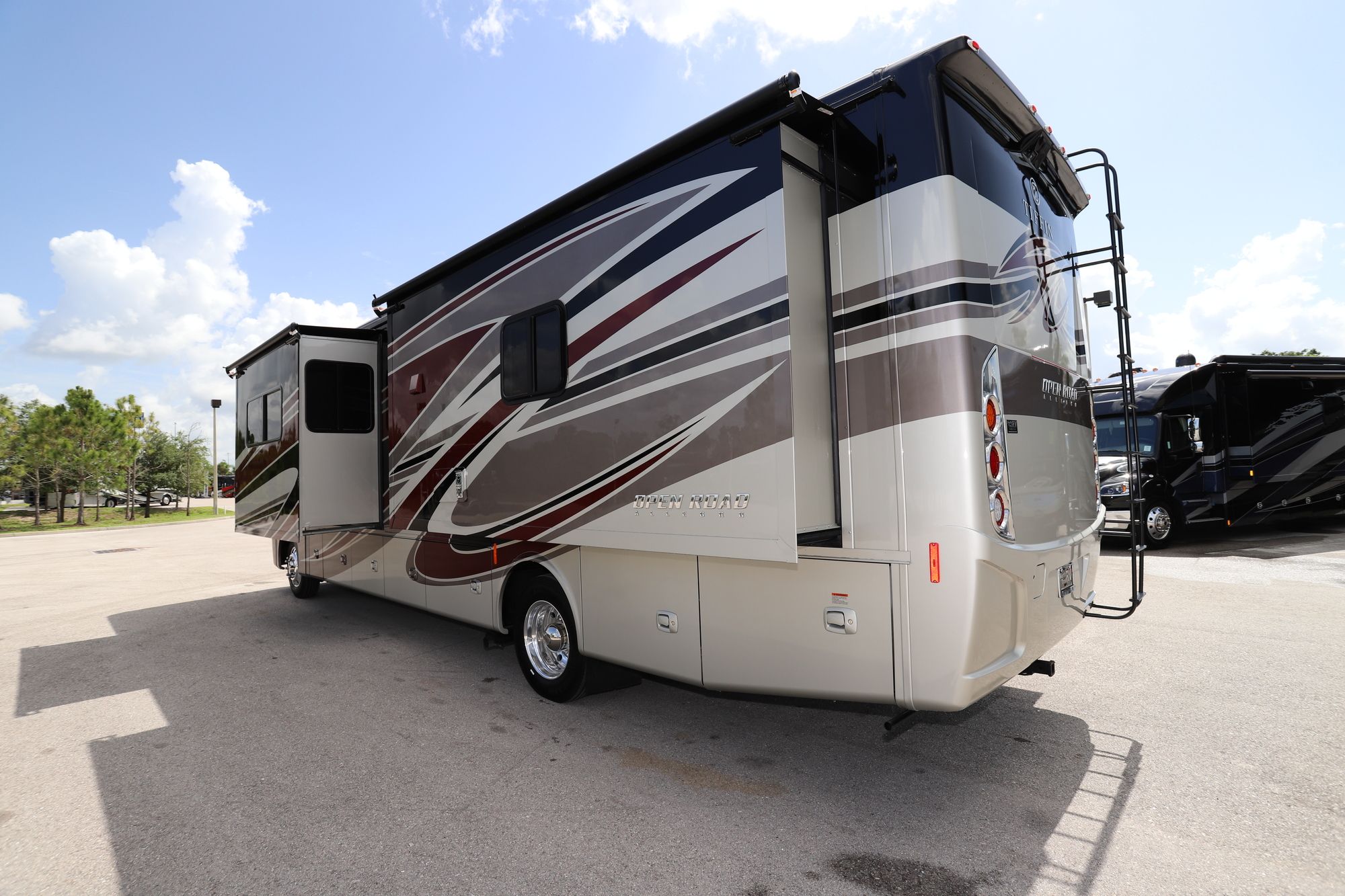 New 2021 Tiffin Motor Homes Allegro 34PA Class A  For Sale