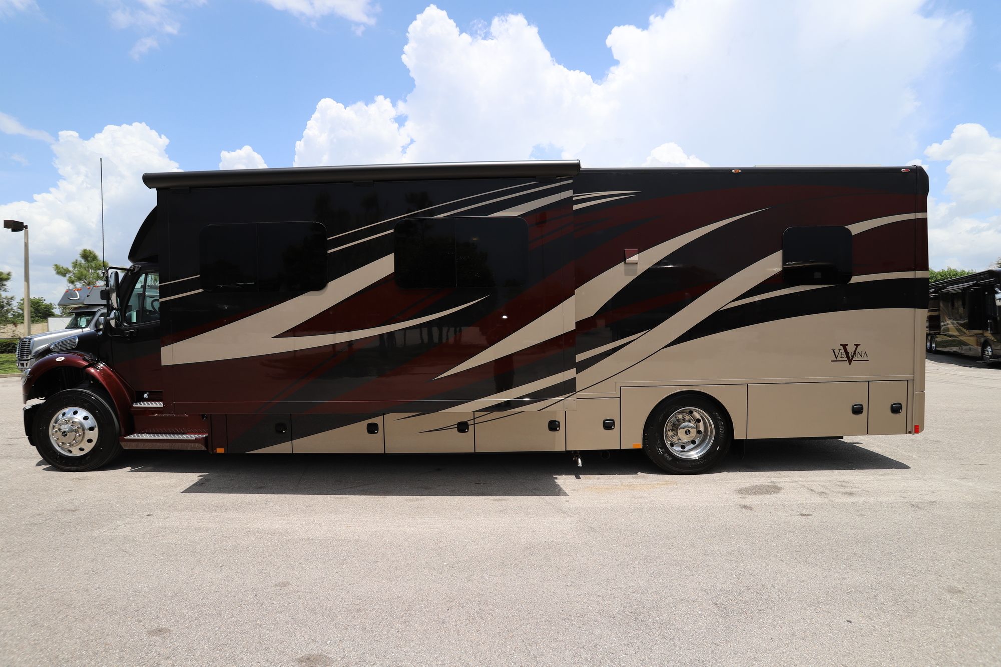 New 2021 Renegade Rv Verona 36VSB Super C  For Sale