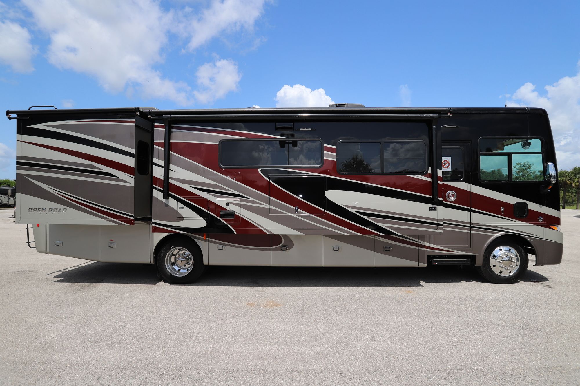 New 2021 Tiffin Motor Homes Allegro 34PA Class A  For Sale