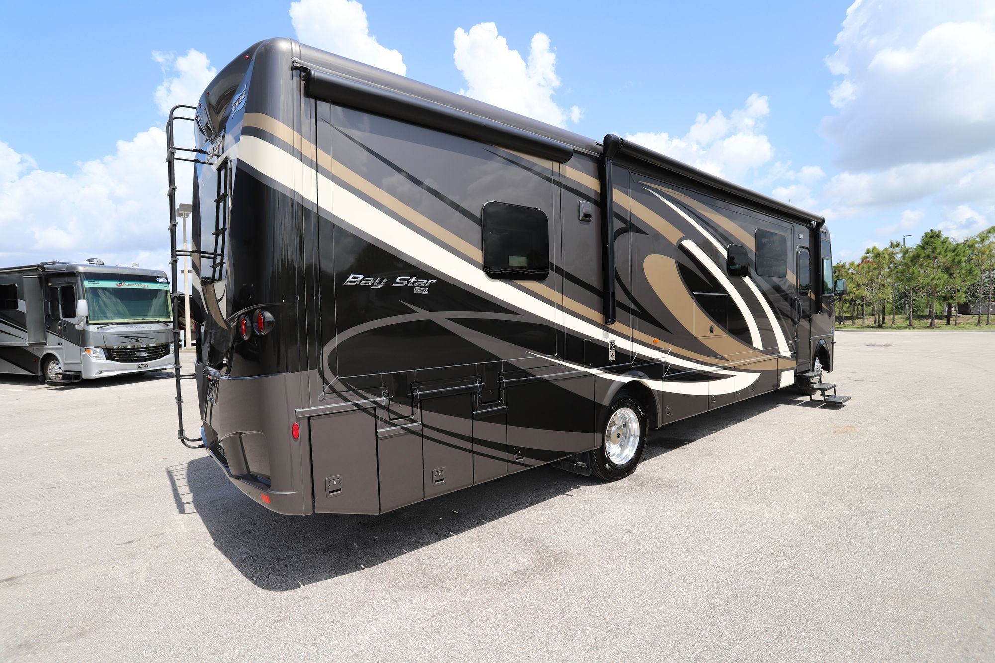New 2021 Newmar Bay Star 3626 Class A  For Sale