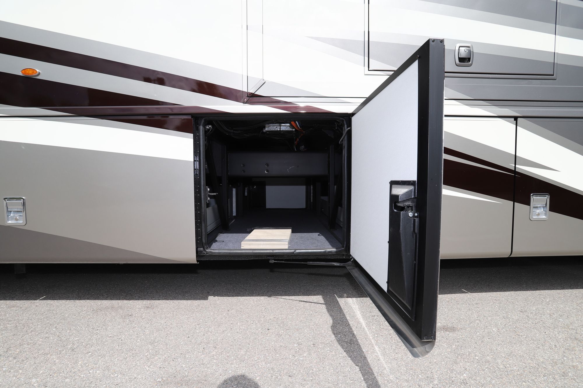 New 2020 Newmar Ventana 4326 Class A  For Sale