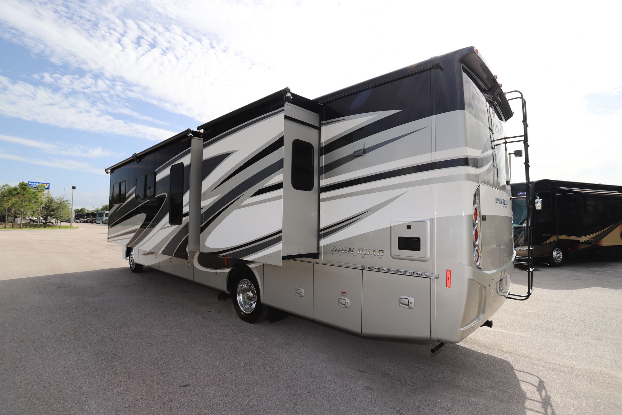 New 2021 Tiffin Motor Homes Allegro 36LA Class A  For Sale