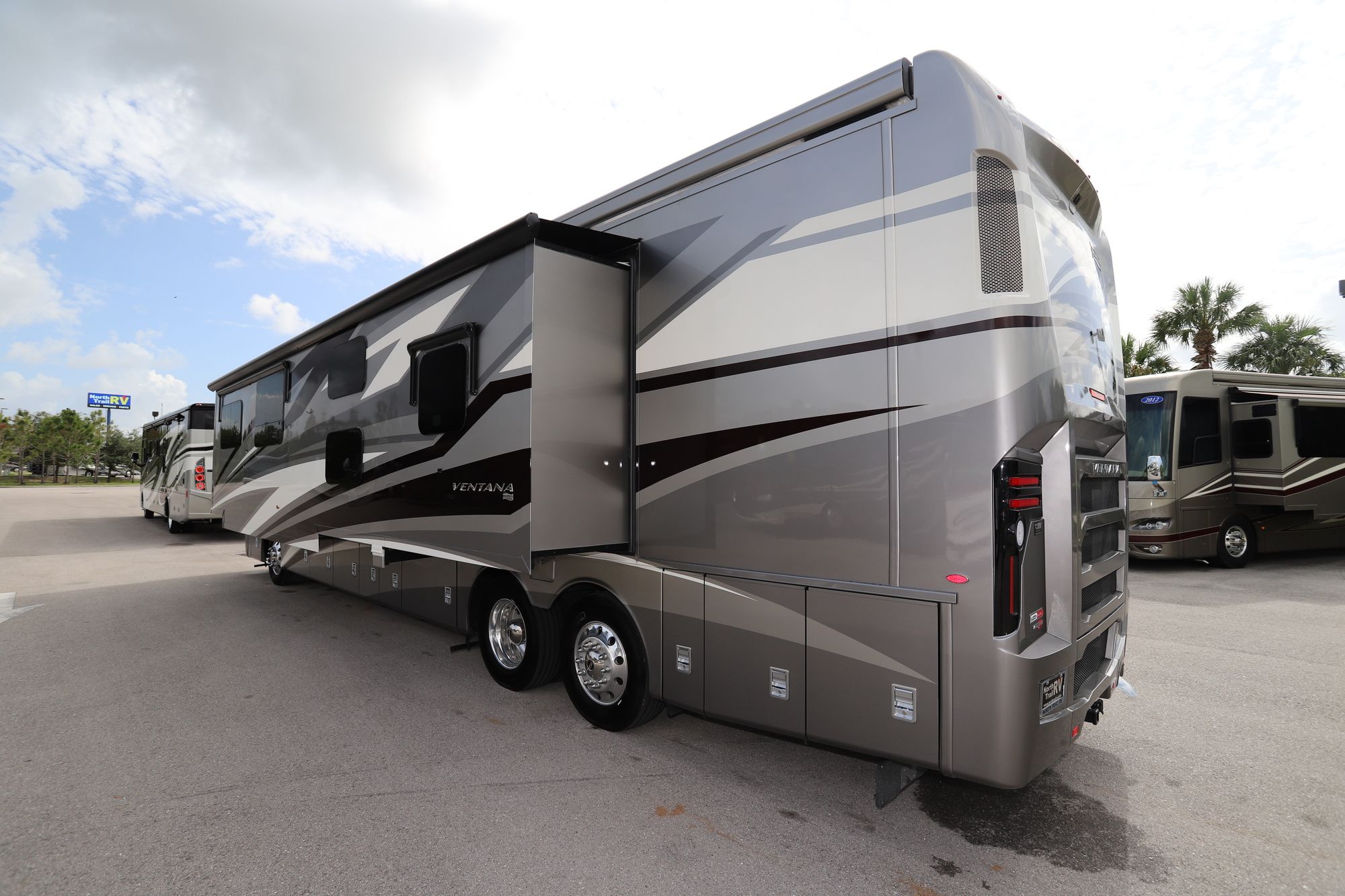 New 2020 Newmar Ventana 4326 Class A  For Sale