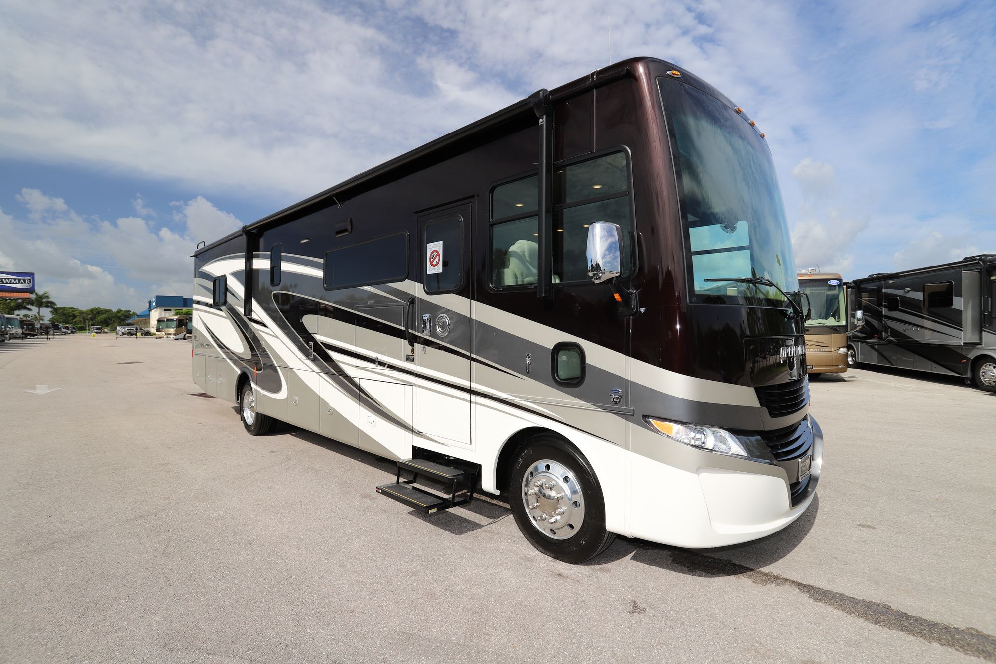 New 2021 Tiffin Motor Homes Allegro 36LA Class A  For Sale