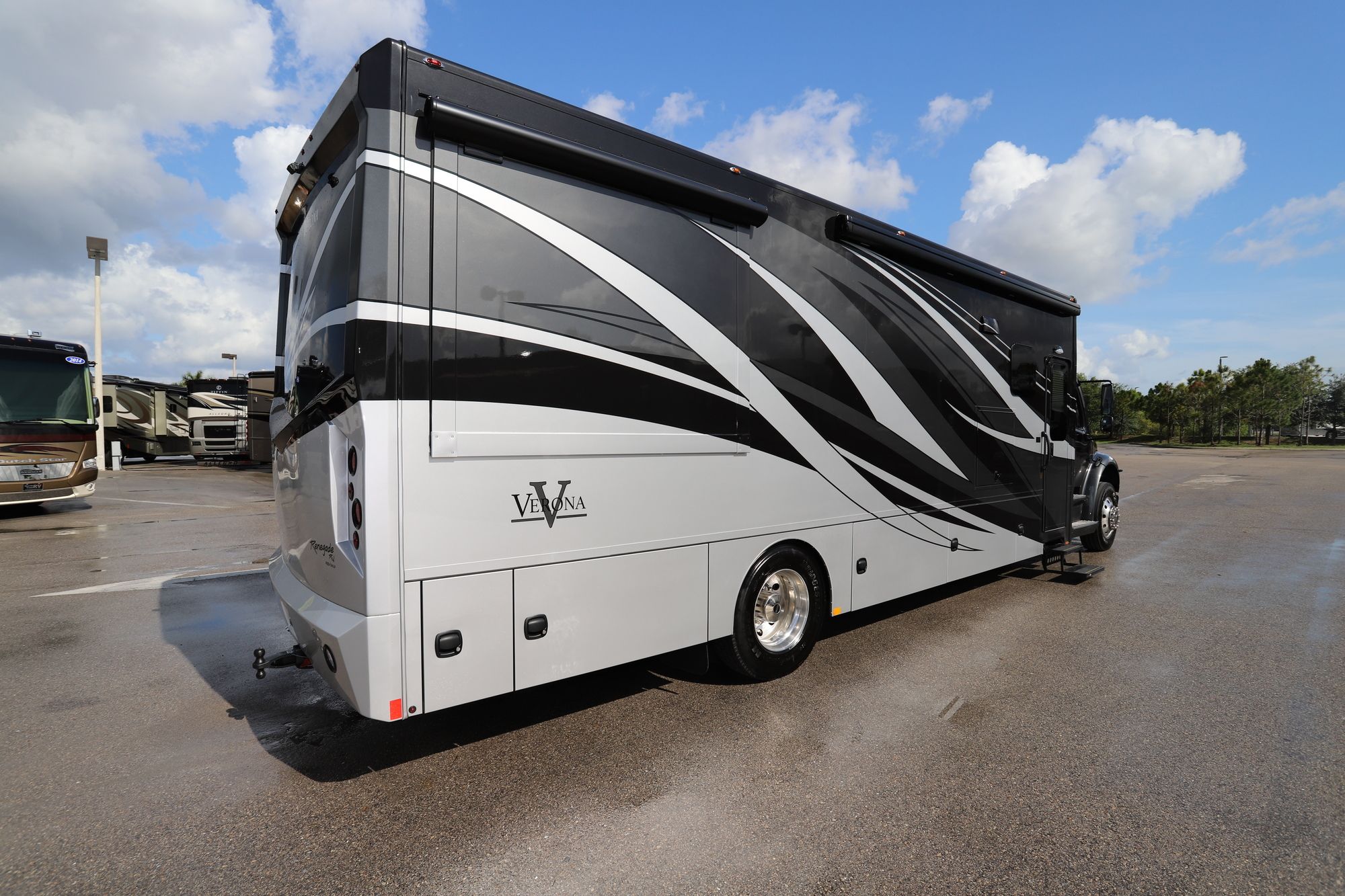 New 2021 Renegade Rv Verona 36VSB Super C  For Sale