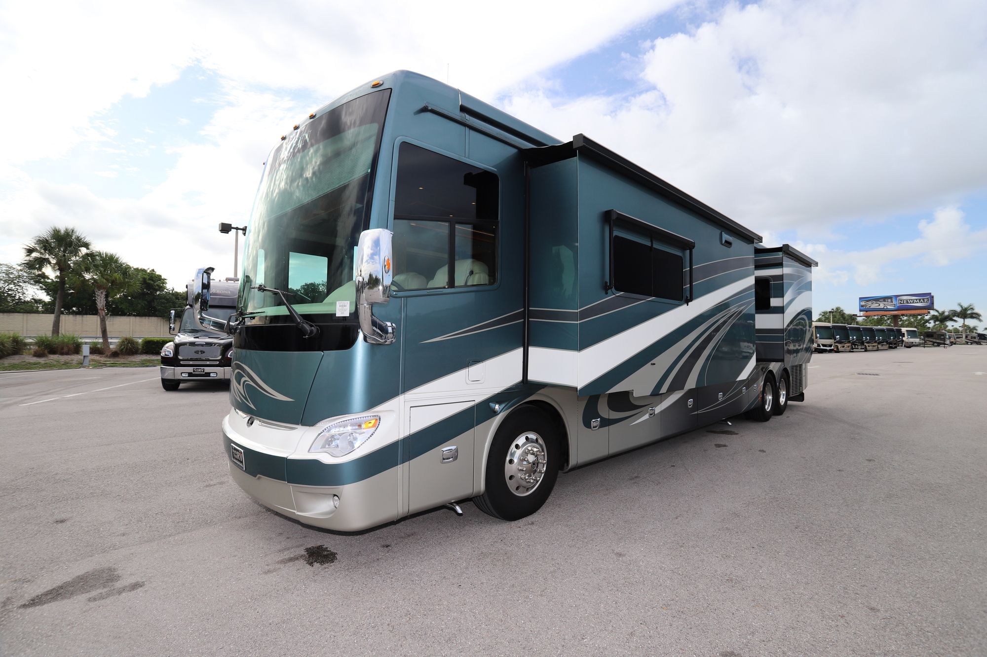 Used 2018 Tiffin Motor Homes Allegro Bus 45OPP Class A  For Sale