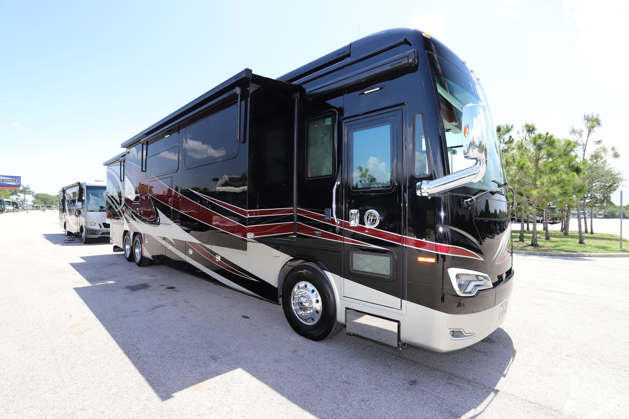 Used 2019 Tiffin Motor Homes Allegro Bus 45OPP Class A  For Sale