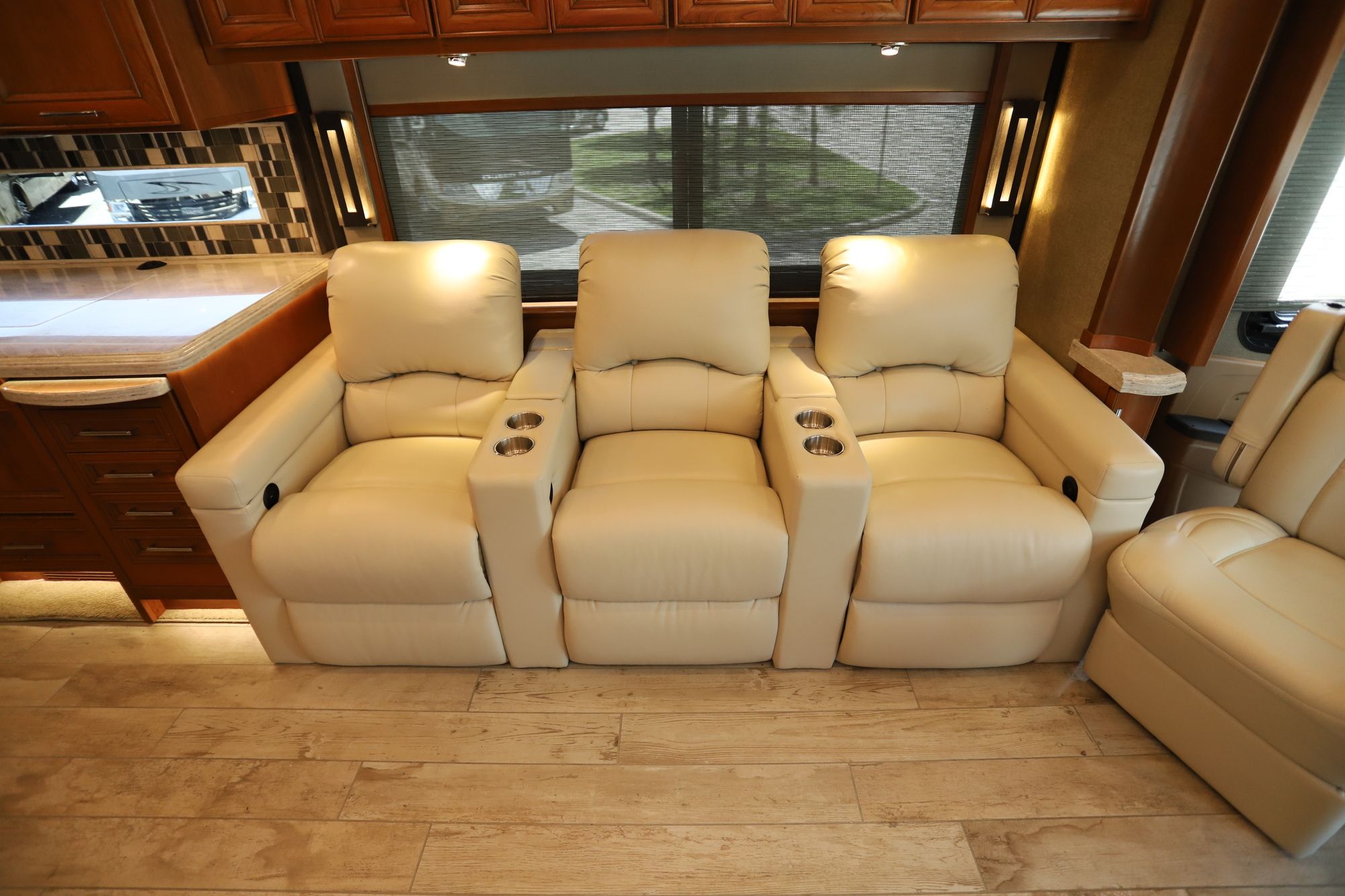 Used 2019 Tiffin Motor Homes Allegro Bus 45OPP Class A  For Sale