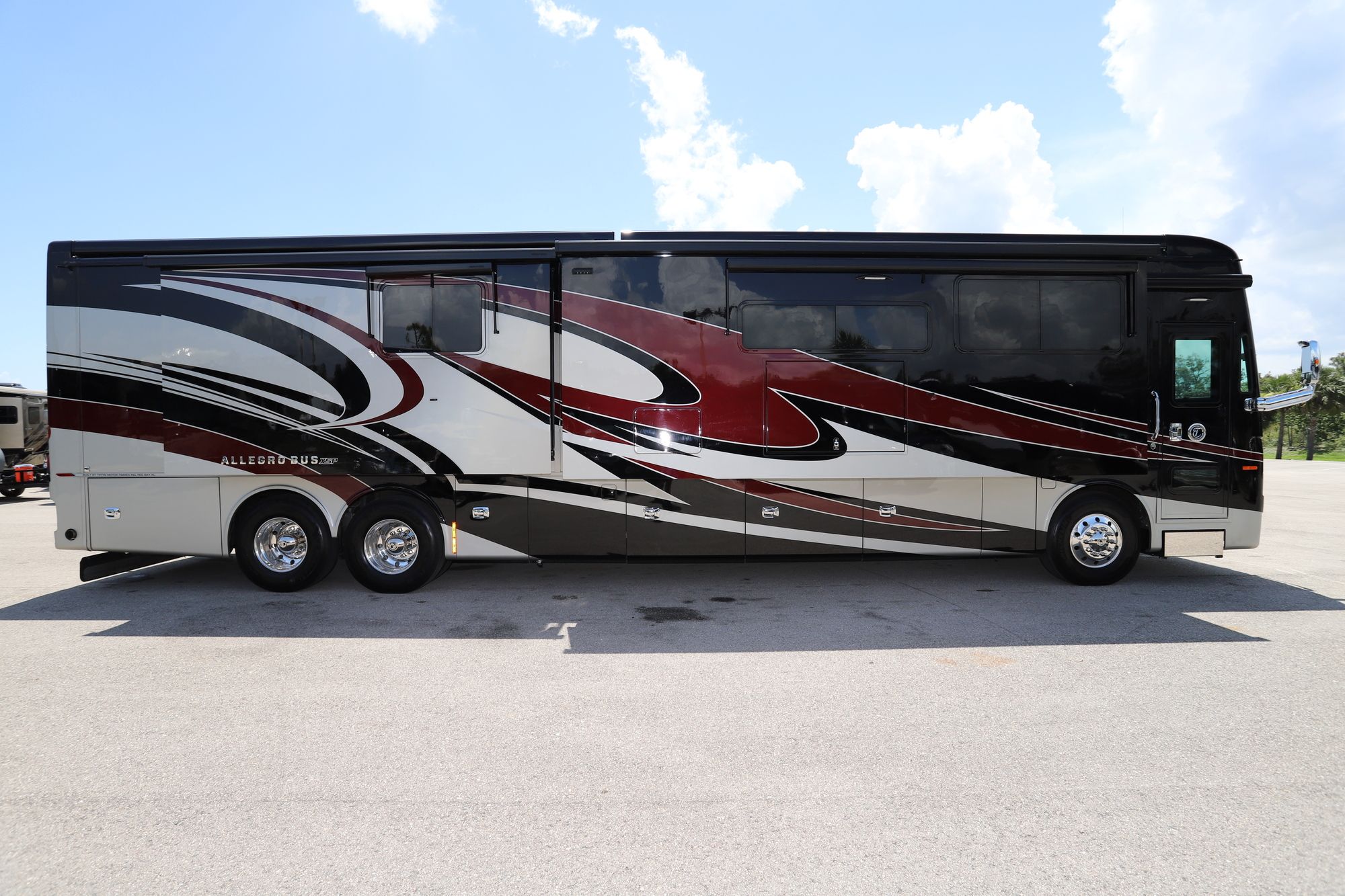 Used 2019 Tiffin Motor Homes Allegro Bus 45OPP Class A  For Sale