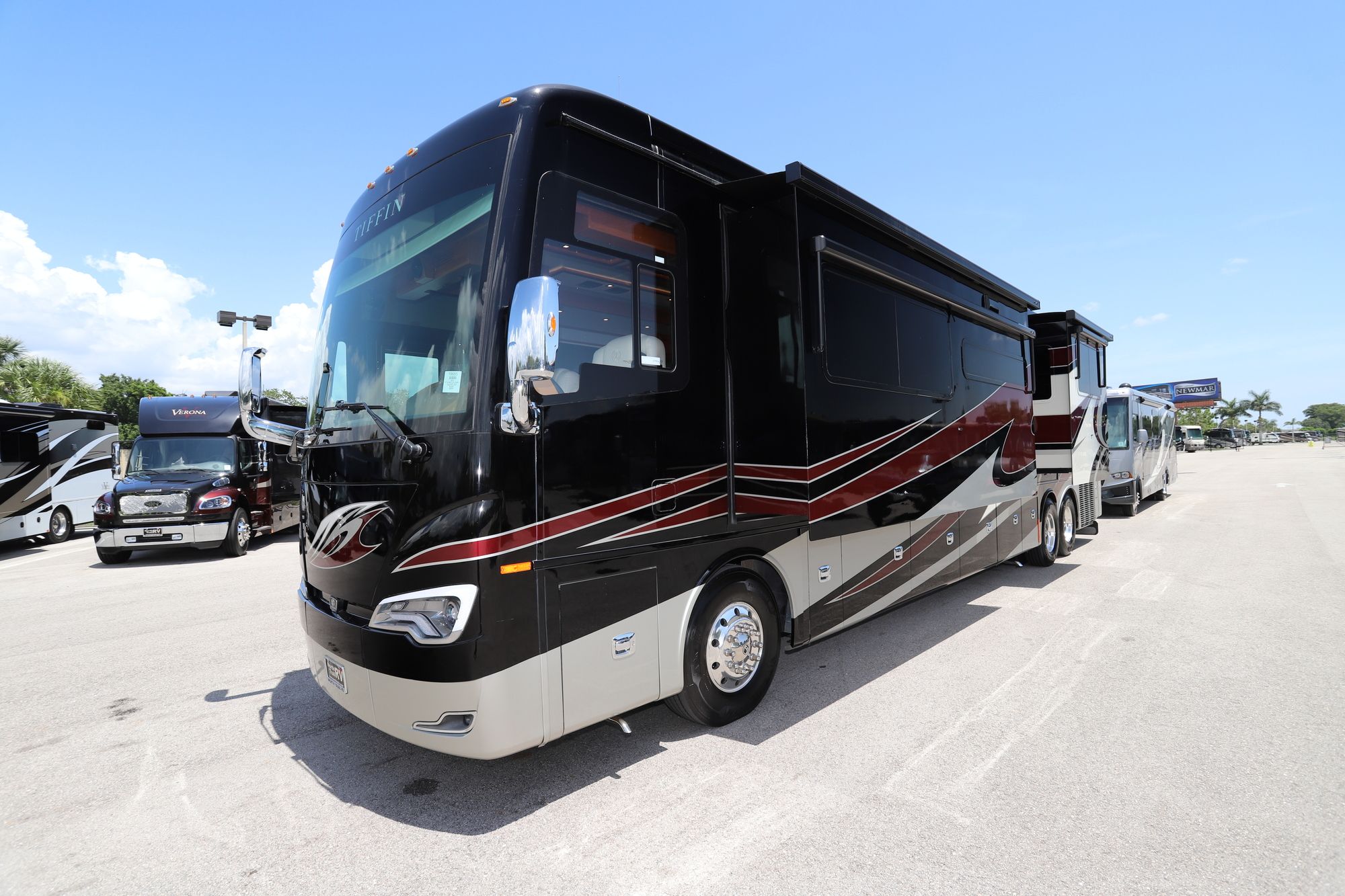 Used 2019 Tiffin Motor Homes Allegro Bus 45OPP Class A  For Sale