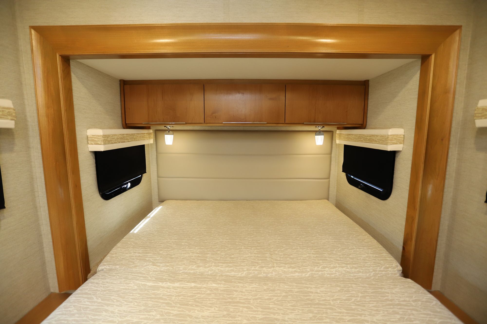 Used 2020 Tiffin Motor Homes Wayfarer 25QW Class C  For Sale