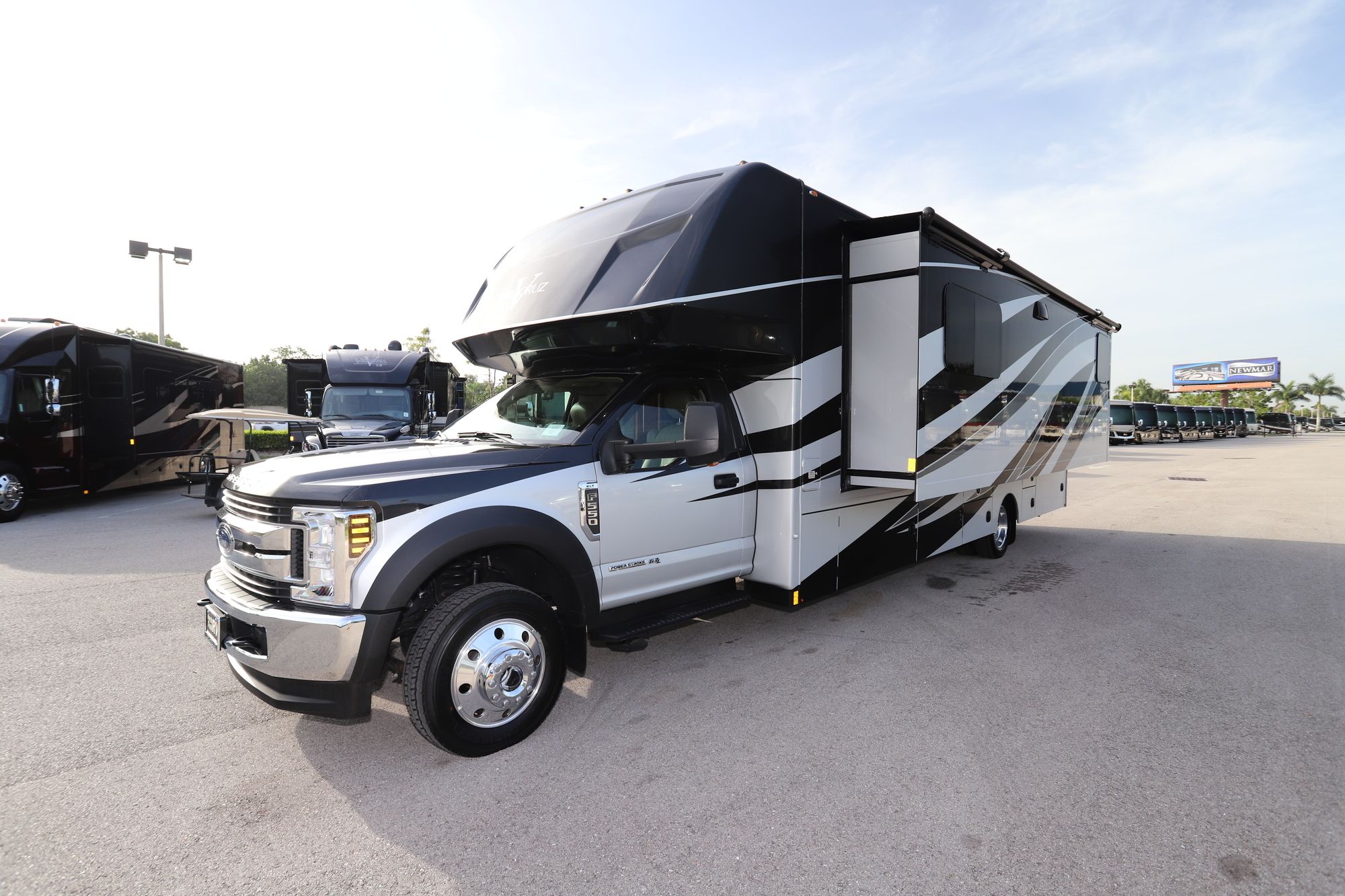 New 2021 Renegade Rv Veracruz 35FWS Class C  For Sale