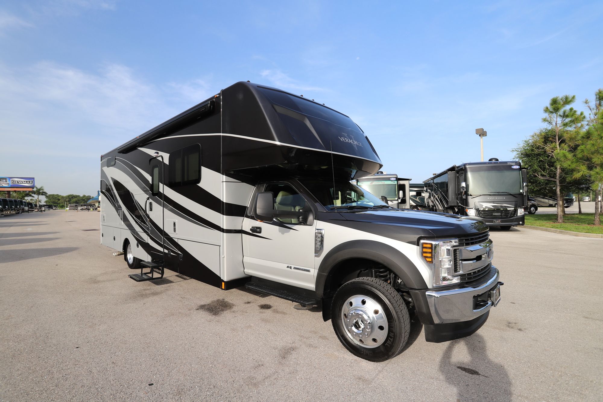 New 2021 Renegade Rv Veracruz 35FWS Class C  For Sale