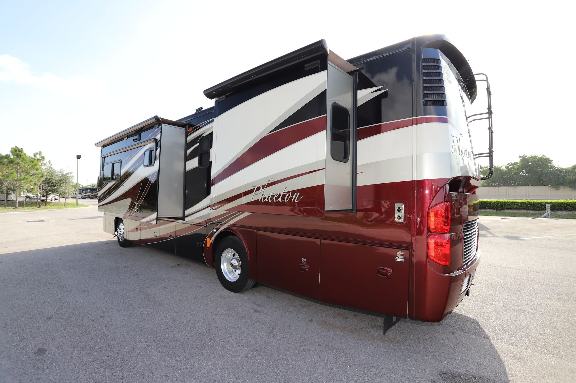 Used 2013 Tiffin Motor Homes Phaeton 36GH Class A  For Sale