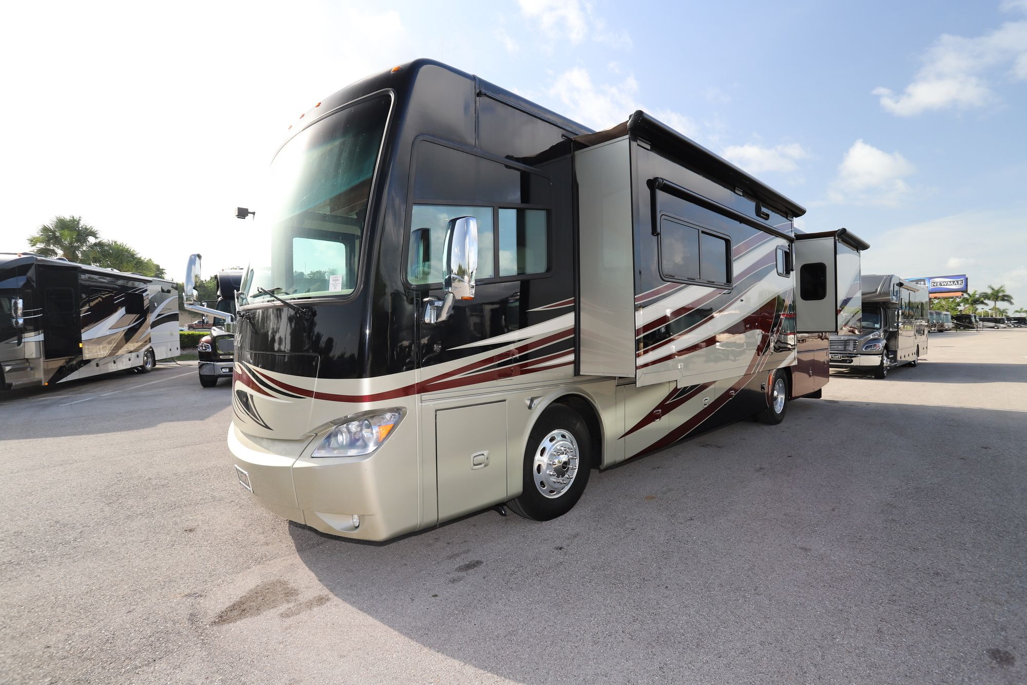 Used 2013 Tiffin Motor Homes Phaeton 36GH Class A  For Sale