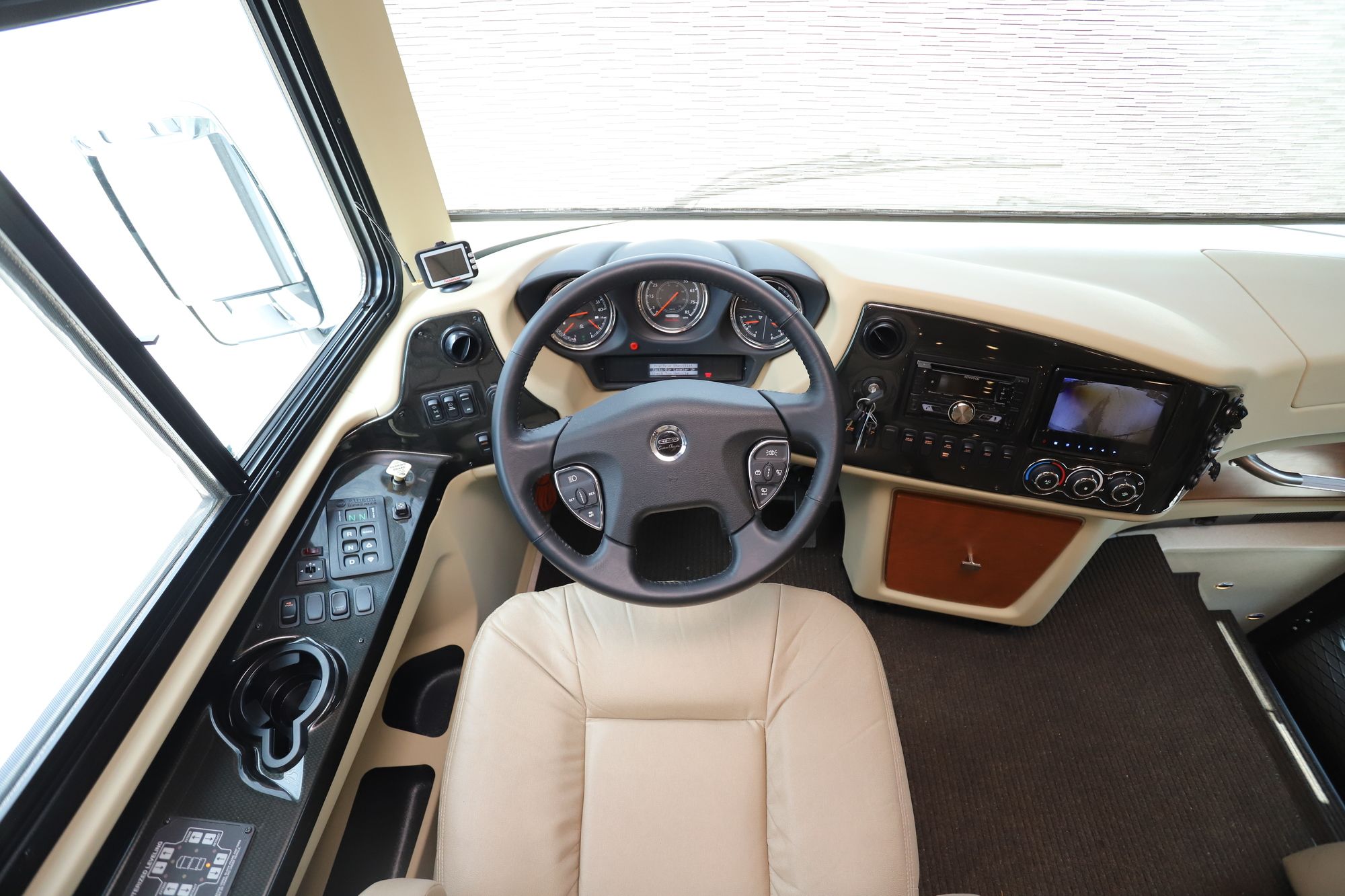 Used 2017 Tiffin Motor Homes Phaeton 36GH Class A  For Sale