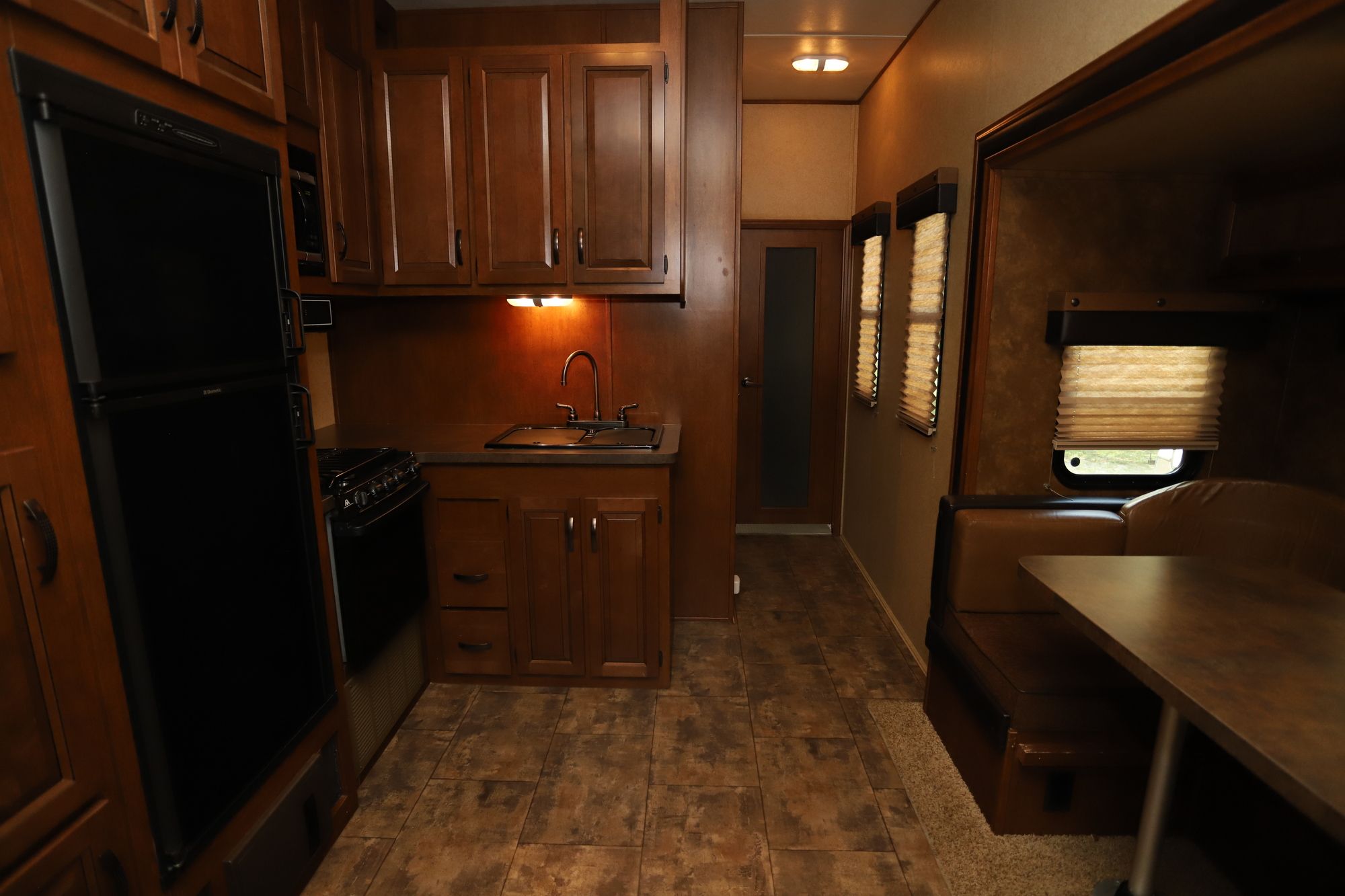 Used 2013 Forest River Hyperlightxlr 30HFS5 Fifth Wheel  For Sale