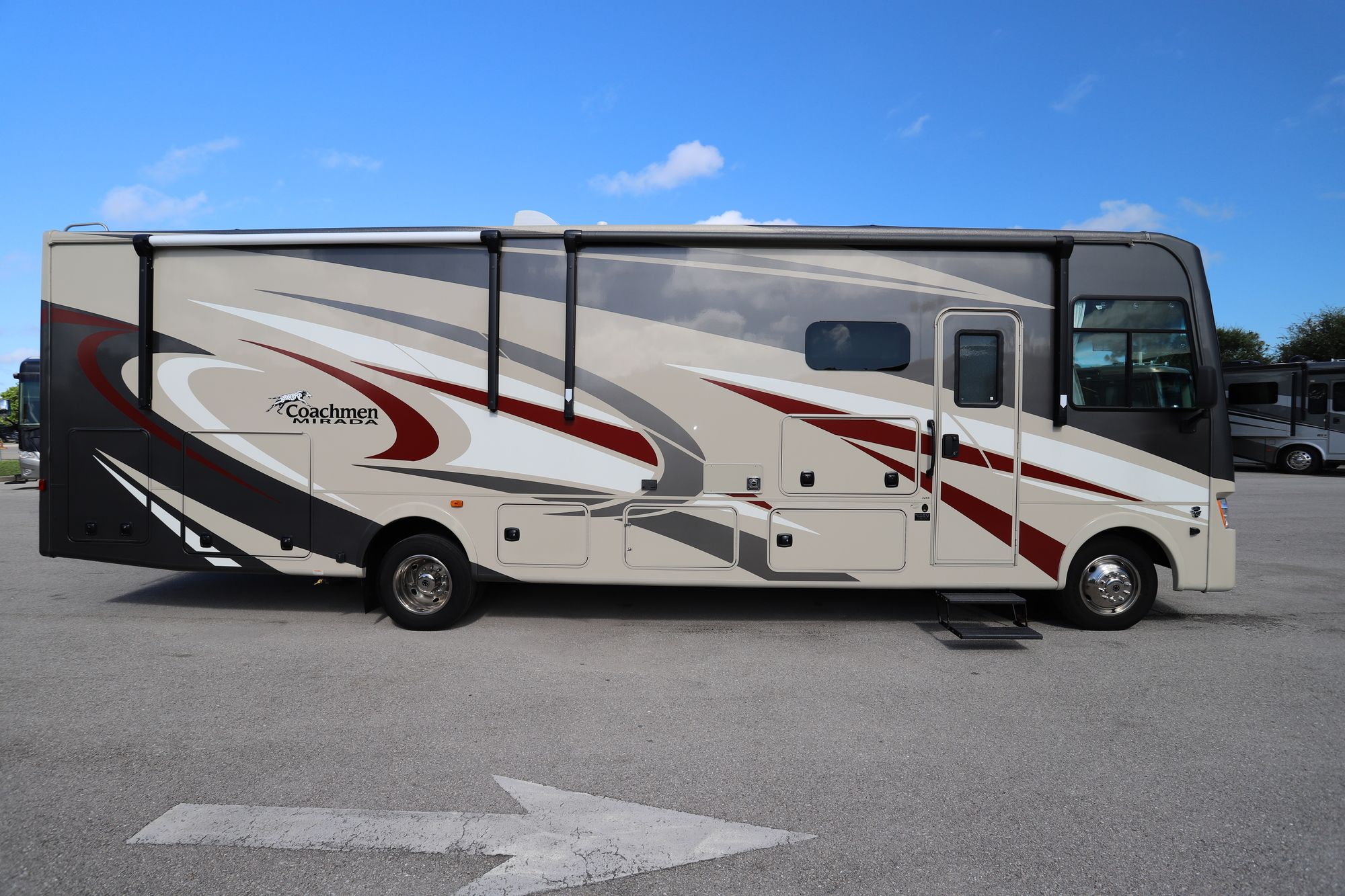 Used 2020 Coachmen Mirada 32SS Class A  For Sale