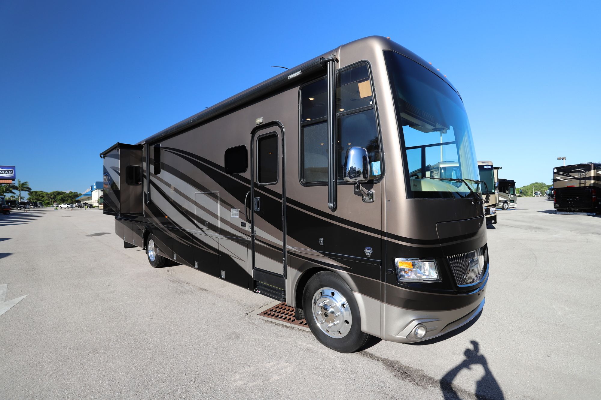 Used 2018 Newmar Canyon Star 3710 Class A  For Sale