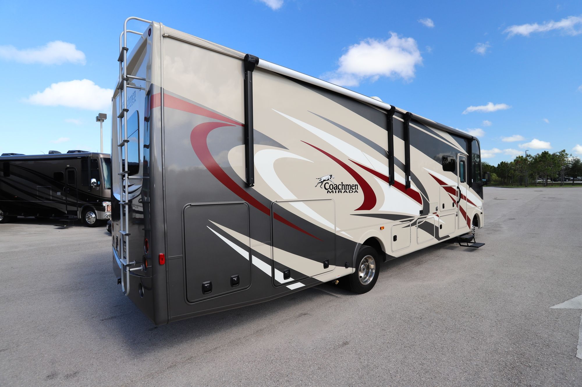 Used 2020 Coachmen Mirada 32SS Class A  For Sale