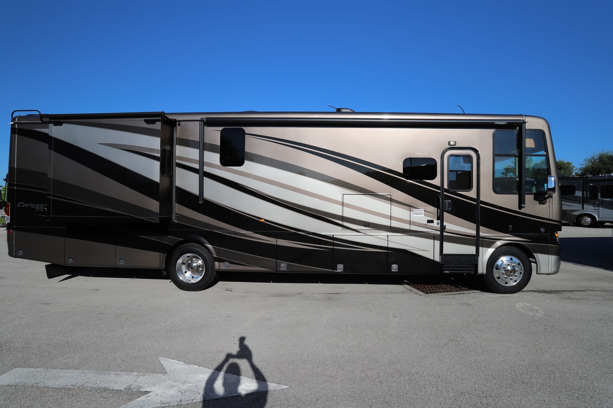 Used 2018 Newmar Canyon Star 3710 Class A  For Sale