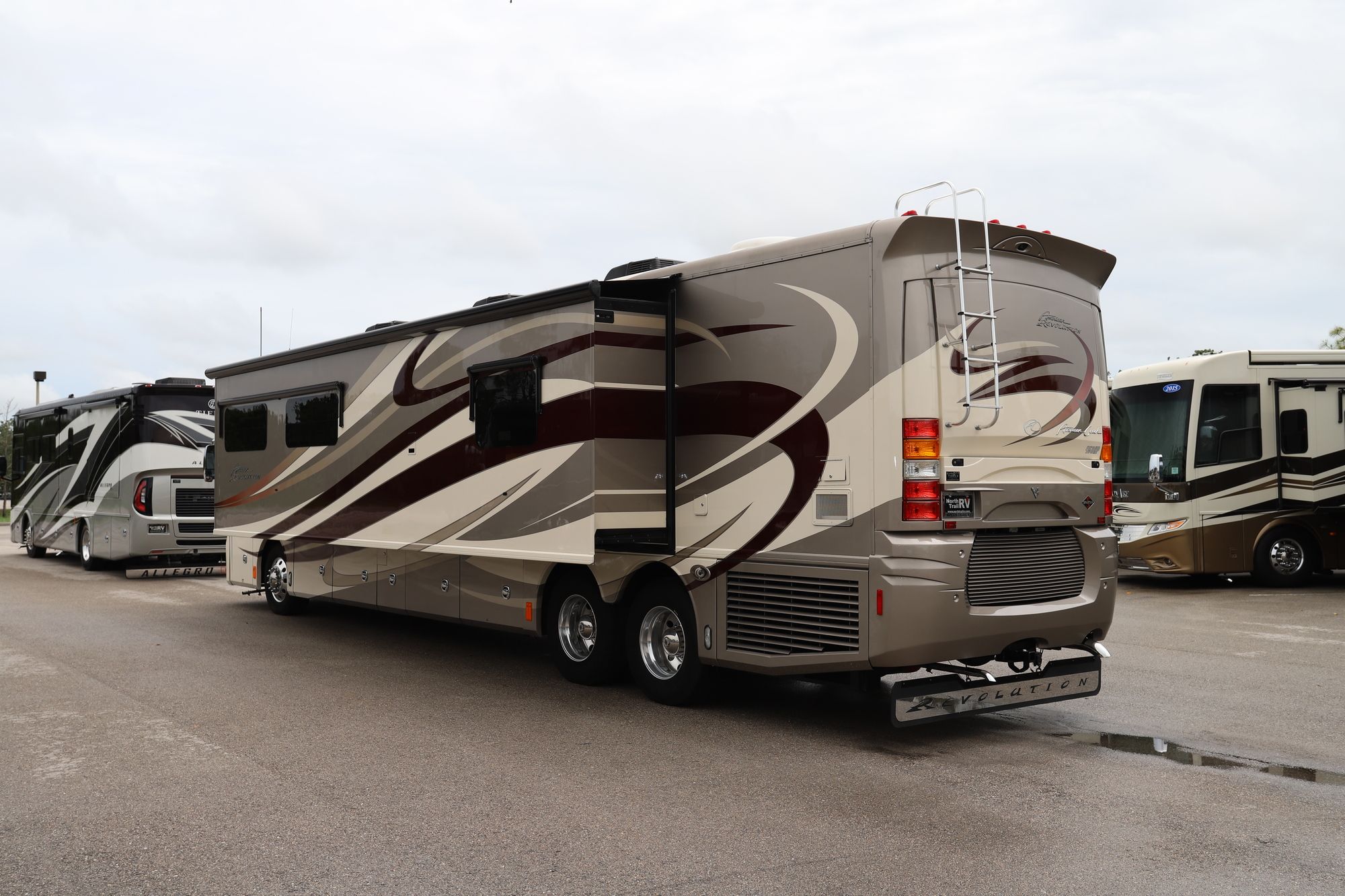 Used 2012 American Revolution 42T Class A  For Sale