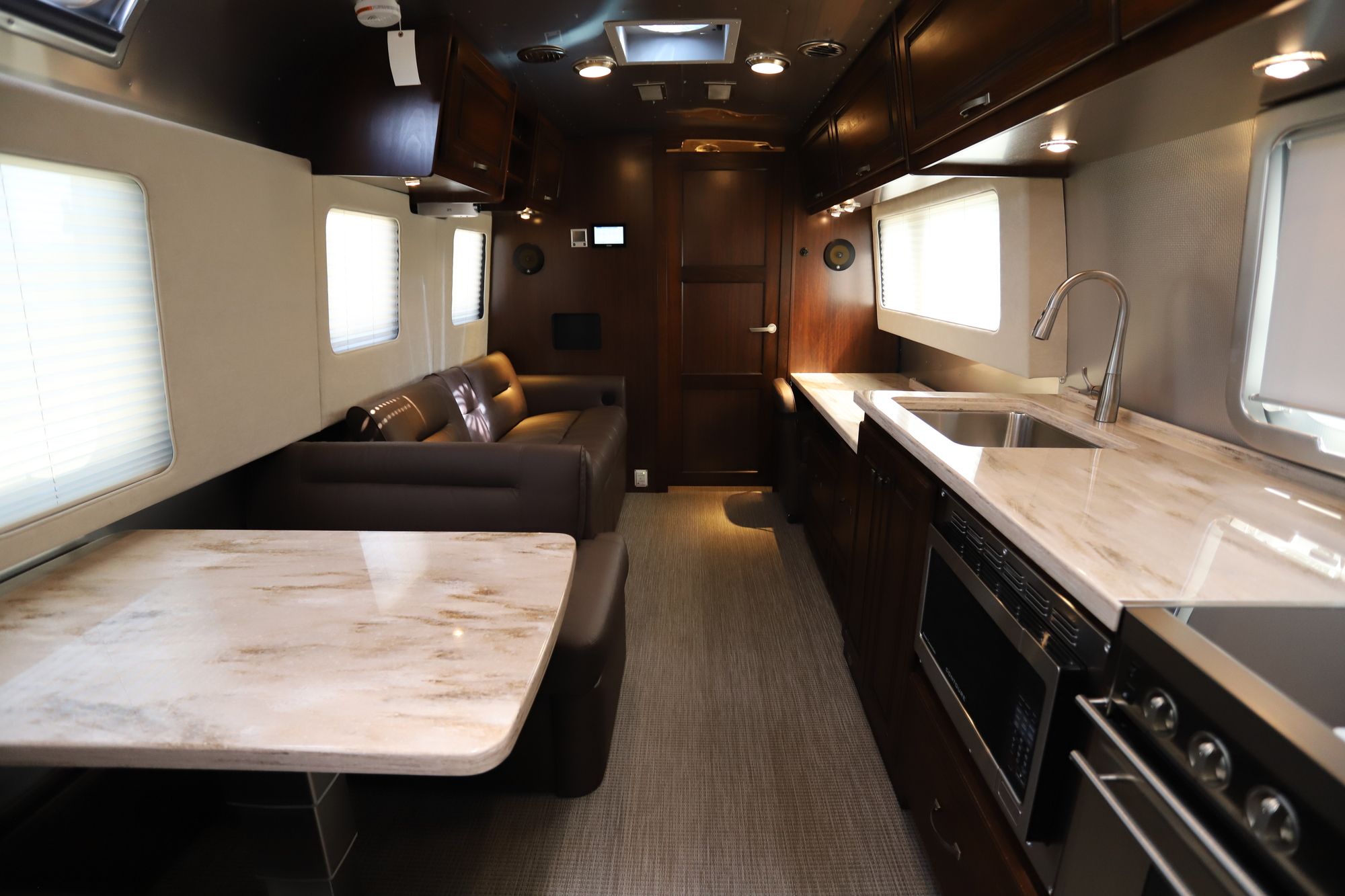 New 2020 Airstream Classic 33FB Travel Trailer  For Sale