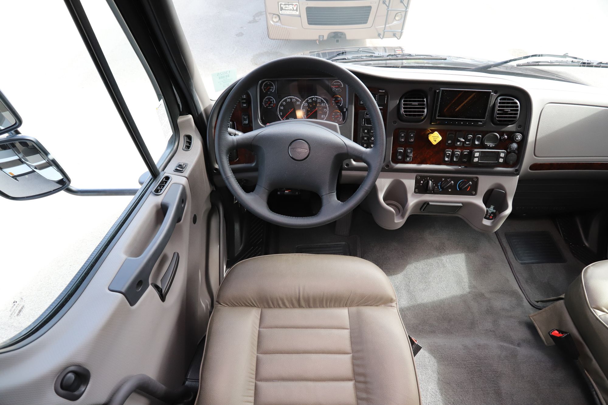 New 2021 Renegade Rv Verona Le 40LRB Super C  For Sale