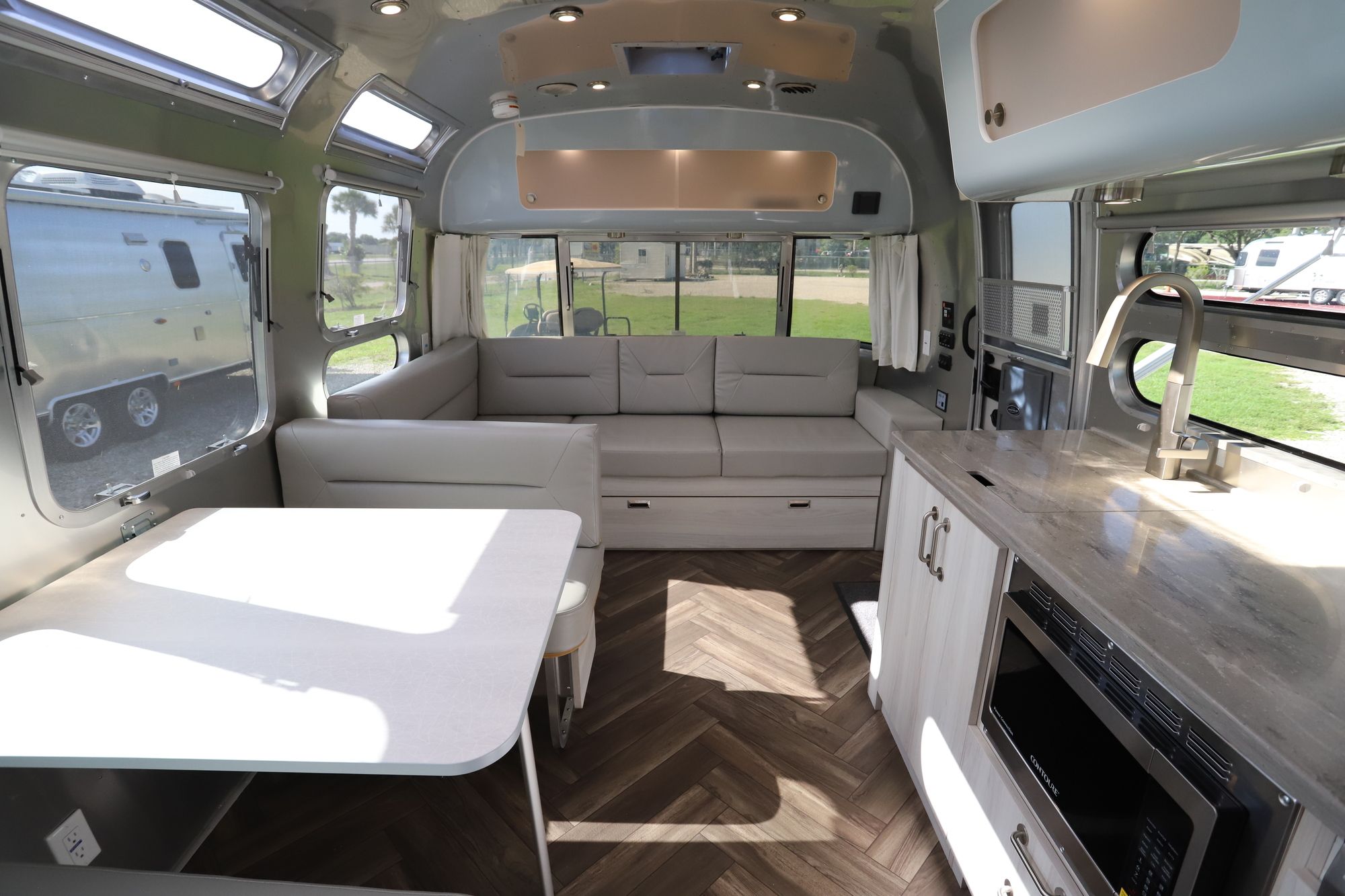 New 2021 Airstream International 30RB Travel Trailer  For Sale