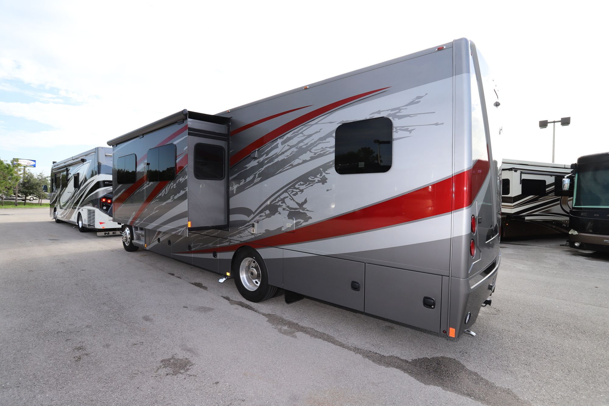 New 2021 Renegade Rv Valencia 35MB Super C  For Sale