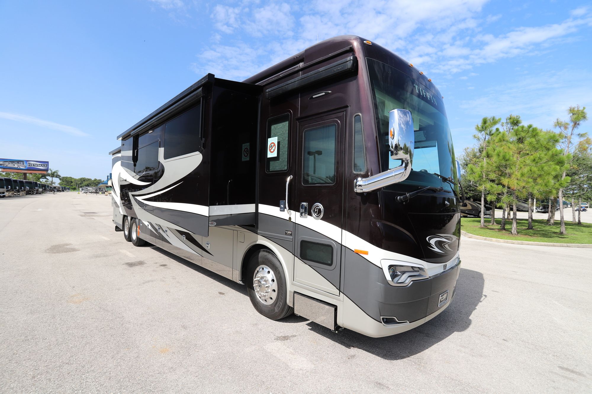 New 2021 Tiffin Motor Homes Allegro Bus 45OPP Class A  For Sale