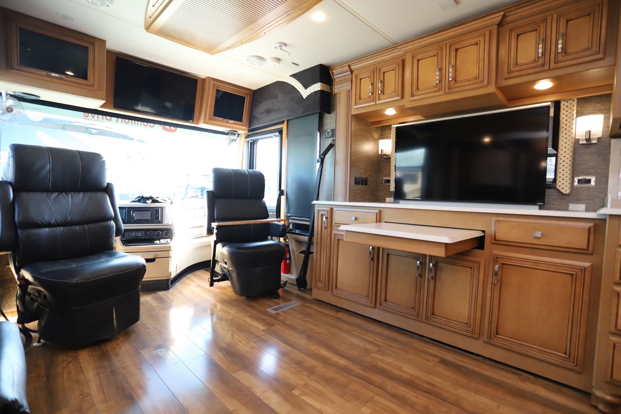 Used 2016 Newmar Ventana Le 4044 Class A  For Sale