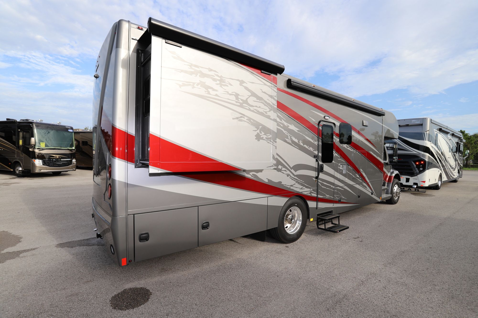 New 2021 Renegade Rv Valencia 35MB Super C  For Sale