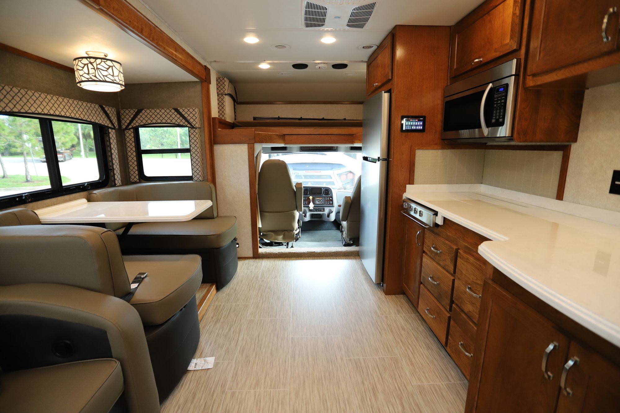 New 2021 Renegade Rv Valencia 35MB Super C  For Sale