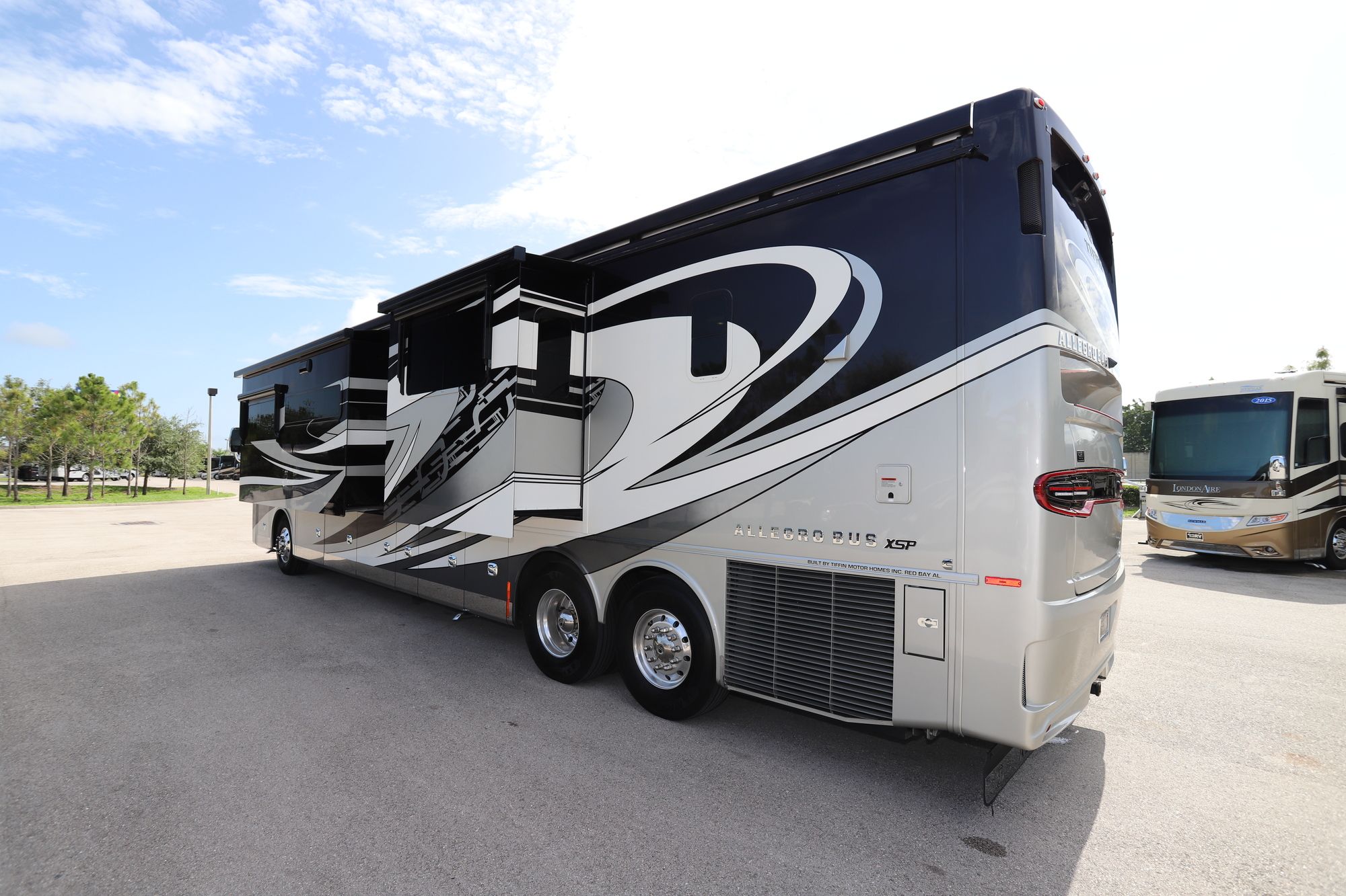 New 2021 Tiffin Motor Homes Allegro Bus 45OPP Class A  For Sale