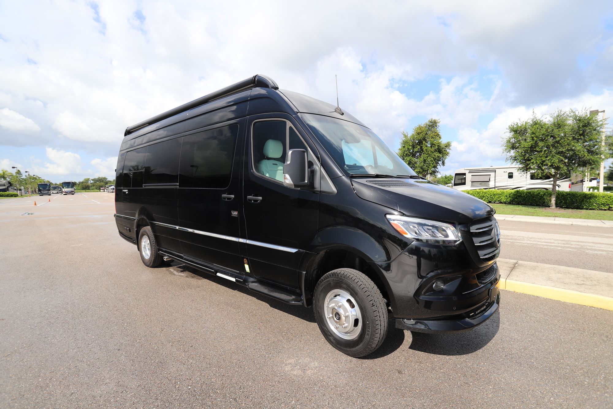 New 2021 Airstream Interstate LNG EXT Class B  For Sale