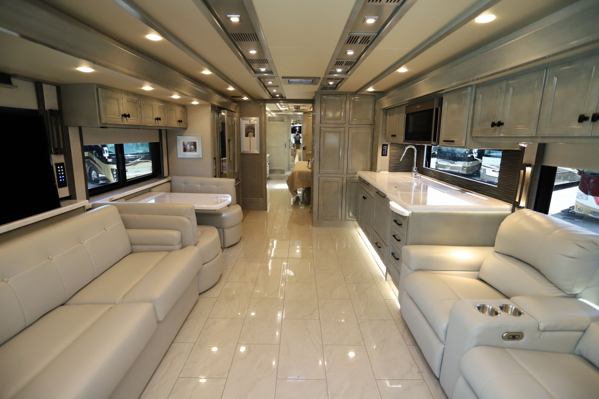 New 2021 Tiffin Motor Homes Allegro Bus 40IP Class A  For Sale