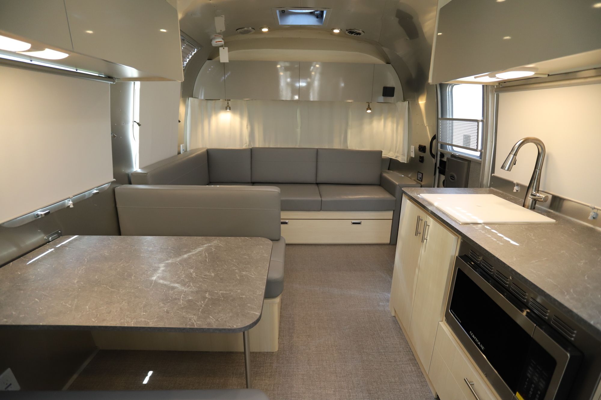 New 2021 Airstream Flying Cloud 30RB Travel Trailer  For Sale