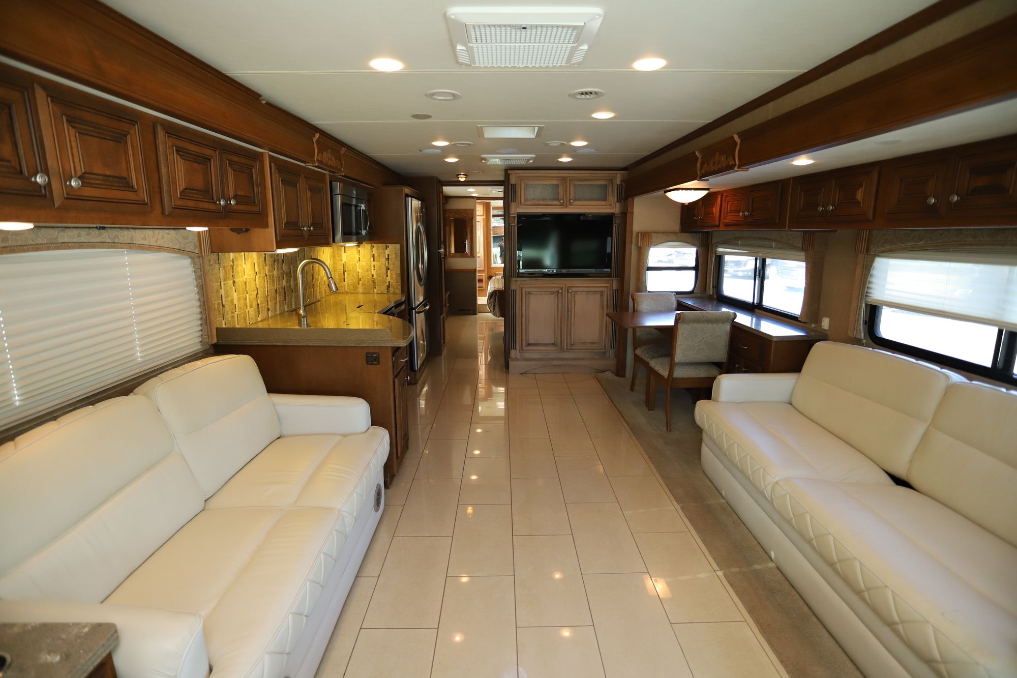 Used 2011 Damon Tuscany 42RQ Class A  For Sale