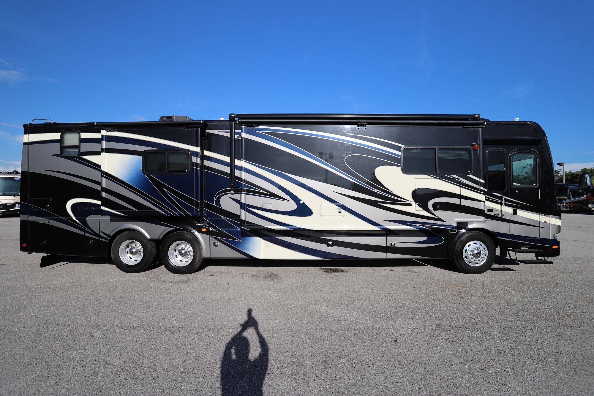 Used 2011 Damon Tuscany 42RQ Class A  For Sale