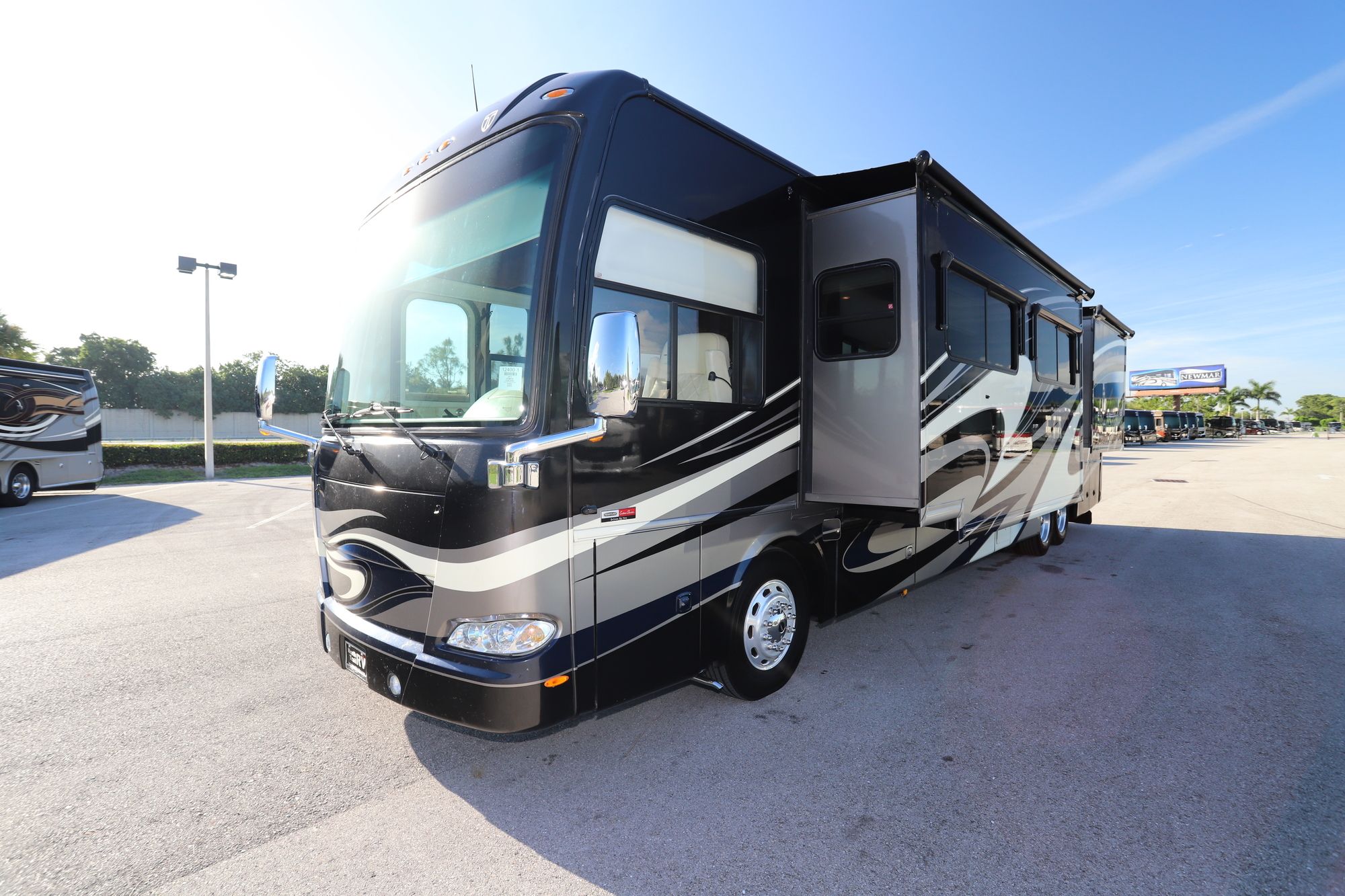 Used 2011 Damon Tuscany 42RQ Class A  For Sale