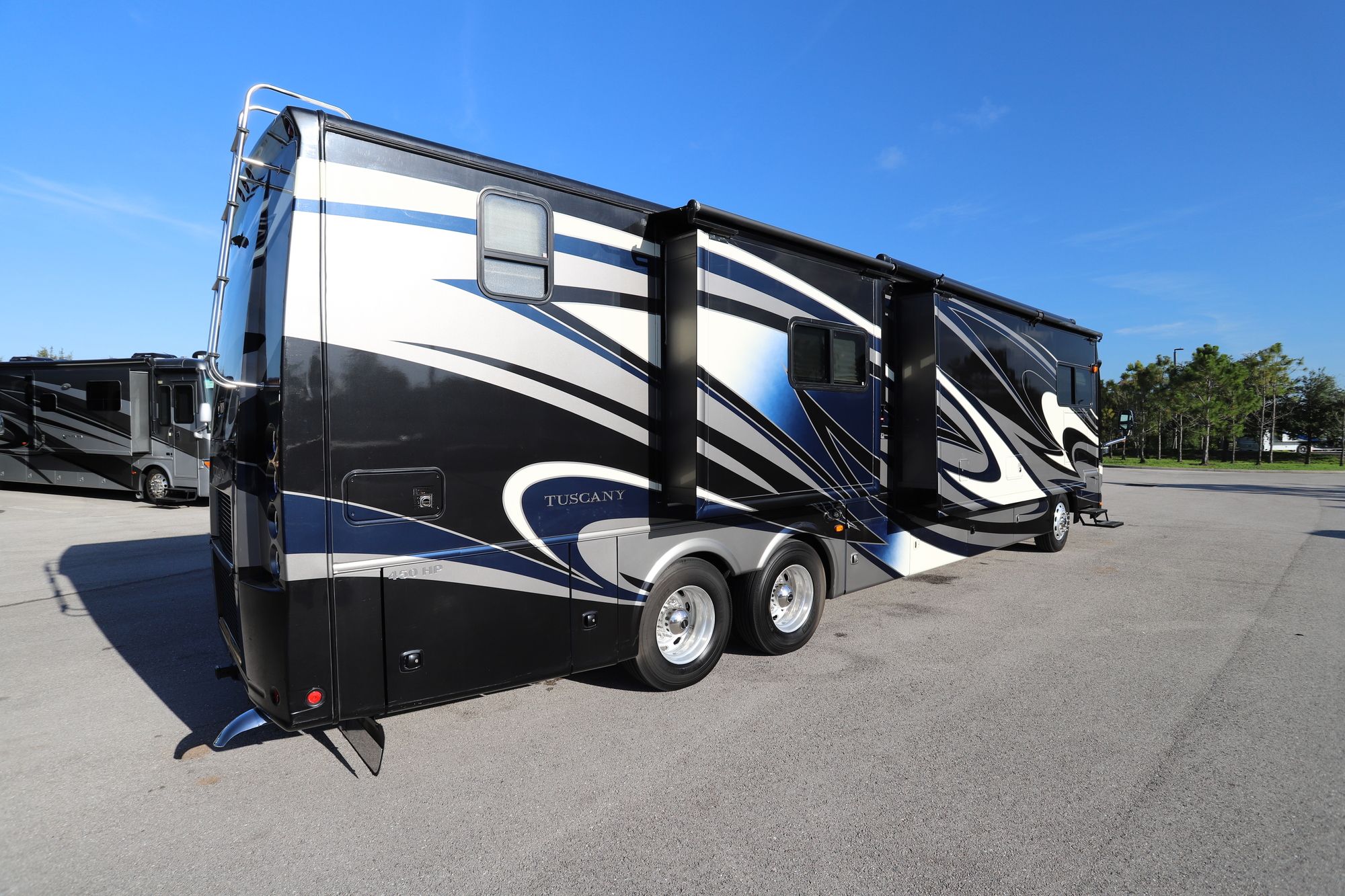 Used 2011 Damon Tuscany 42RQ Class A  For Sale