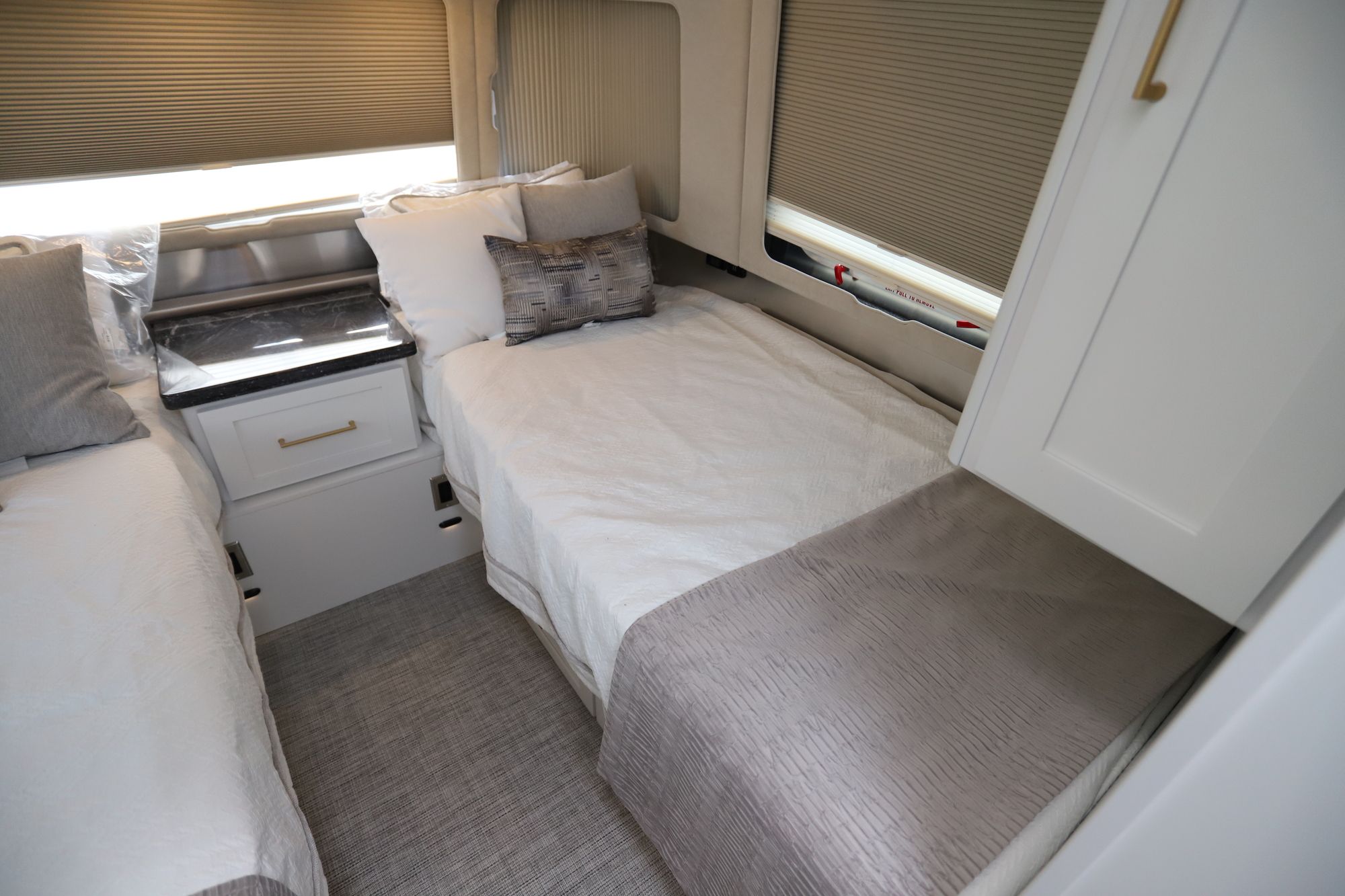 New 2021 Airstream Classic 30RB Travel Trailer  For Sale