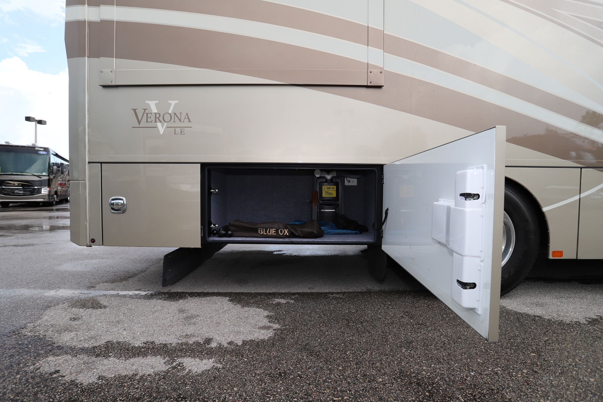 Used 2017 Renegade Rv Verona Le 40LTS Super C  For Sale