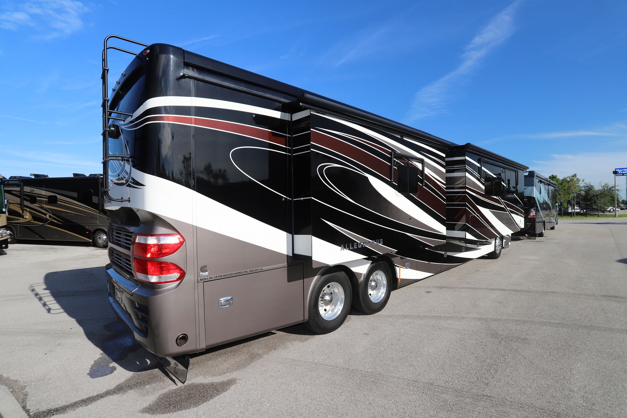 Used 2016 Tiffin Motor Homes Allegro Bus 45OP Class A  For Sale