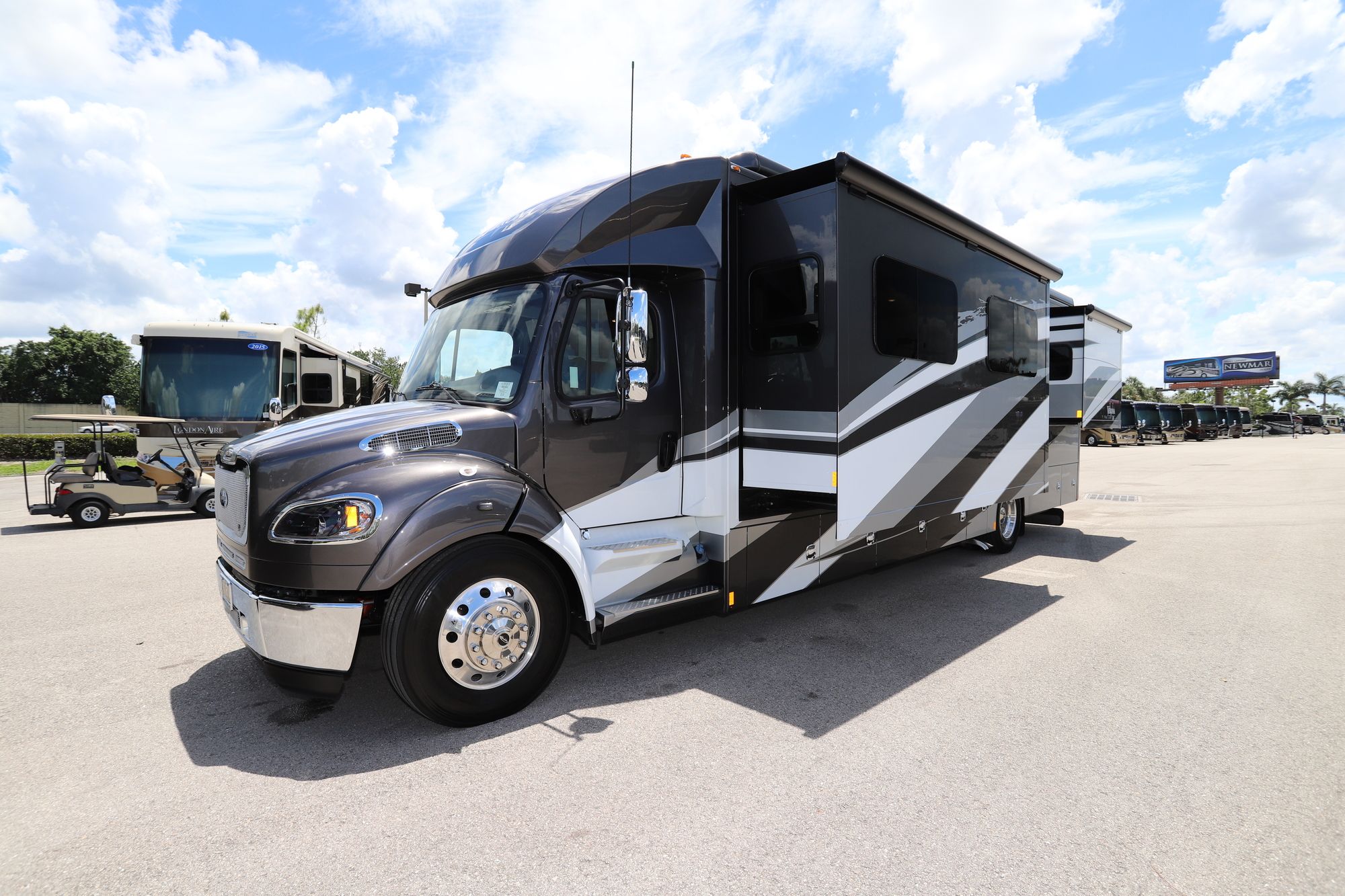 New 2021 Renegade Rv Verona Le 38LDG Super C  For Sale