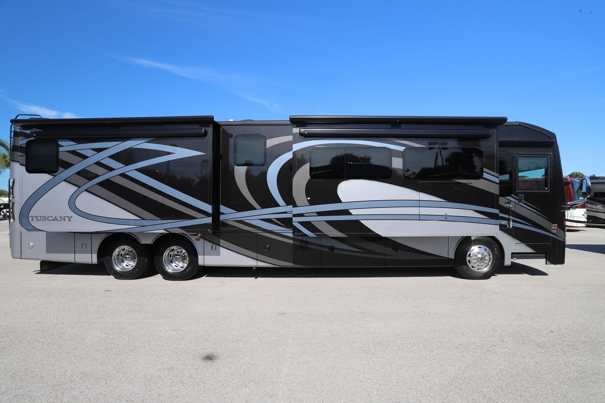 Used 2016 Thor Tuscany 42GX Class A  For Sale